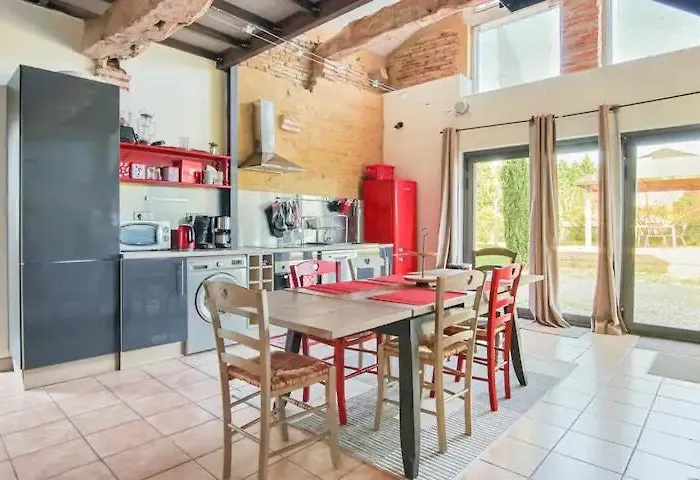 Renovated With Shared Pool In Lauragais Сasa de vacaciones