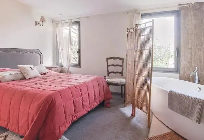 Сasa de vacaciones Renovated With Shared Pool In Lauragais